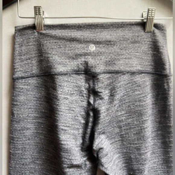 Lululemon Athletica heather black yoga leggings Sz 8 - Picture 4 of 10
